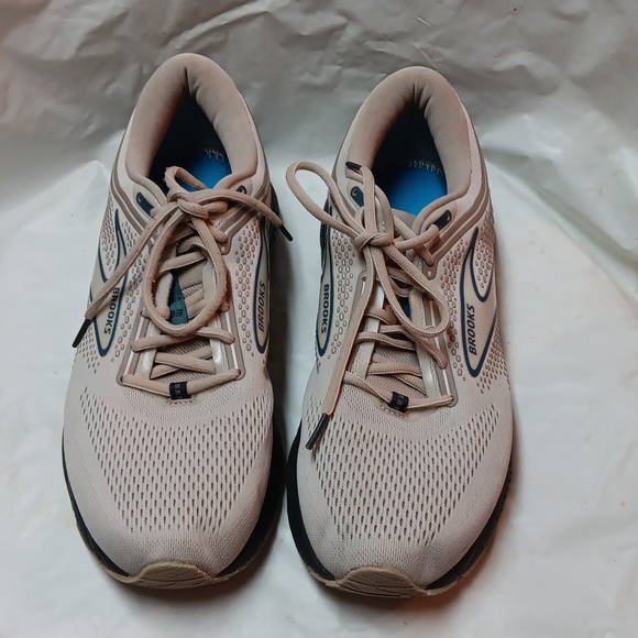 Brooks Beast GTS 23 Men\'s Beige Running Shoes Size 10.5 Preowed main image 10